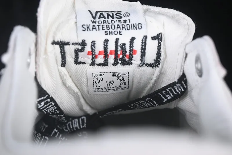 All categories Vans Vans series Vans Low Vans low-top Vans Skate Sk8-Low Vans official retro casual low-top skateboard shoes VN0A5FCF6FB